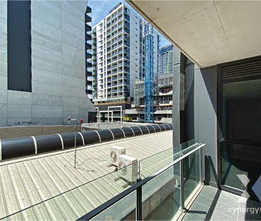 Stylish One-Bedroom Living in the Heart of South Yarra - Photo 6