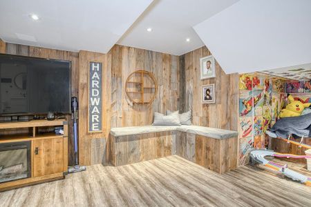 For Lease - 12 Leavenworth Crescent, Toronto, Ontario - Photo 3