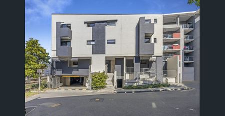 Fully Furnished Inner City Studio - Photo 5