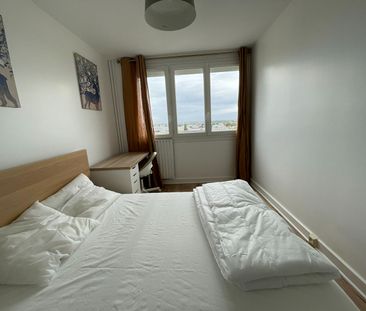 Location Appartement 5 pièces 90m² - Photo 3