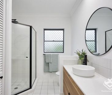 LOCATION IS EVERYTHING - Photo 4