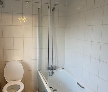 3 Bed Semi-Detached House, Fairy Lane, M8 - Photo 3
