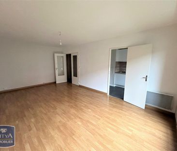 Location Appartement 2 pièces 52m² LILLE 59000 - Photo 3