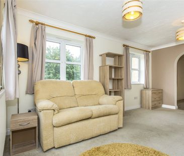2 bedroom apartment to rent Varrier Jones Drive, Papworth Everard, ... - Photo 2