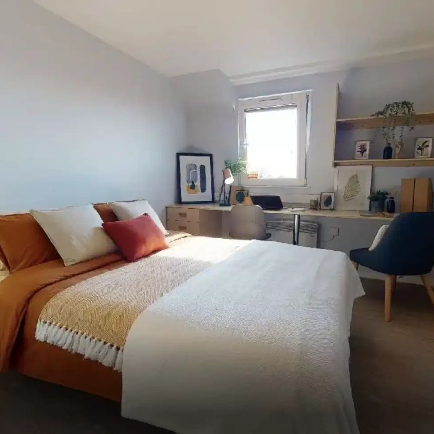 Gold Studio - Photo 1