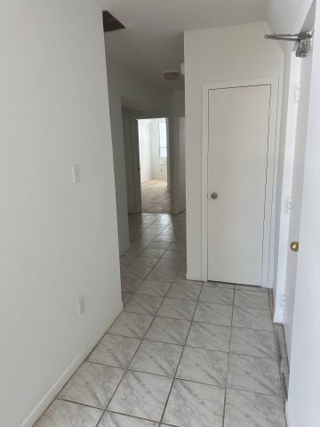 For Lease - 1899 Avenue Road Unit# 101-(2nd Floor), Toronto, Ontario - Photo 5