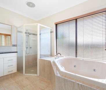 Beautiful Executive Family Home in Coomera Waters Resort - Photo 2