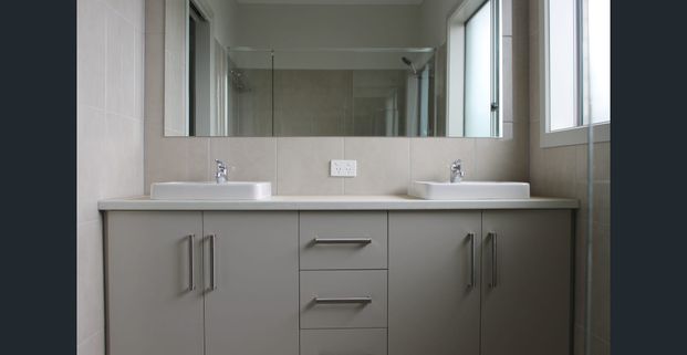 74 Hindmarsh Road, Murray Bridge, SA 5253 - Photo 1