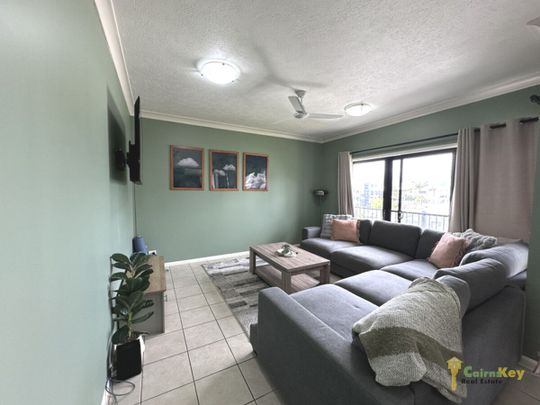Furnished City Apartment With Great Views And Cool Breezes! - Photo 1