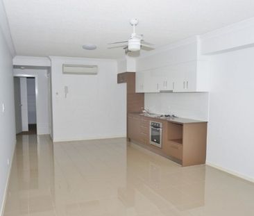 Unfurnished Apartment In Prime New Farm Location - 6 month initial ... - Photo 2