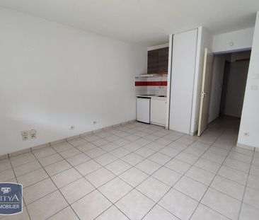 Location Appartement 1 pièce 24m² CHAMPCEVINEL 24750 - Photo 1