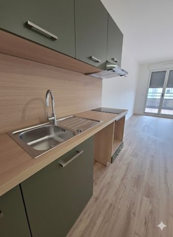 Location Appartement 1 pièce 29m² CLERMONT FERRAND 63100 - Photo 3