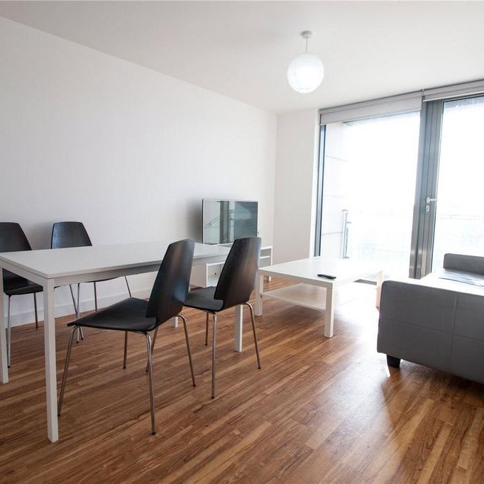 2 bedroom flat to rent - Photo 1