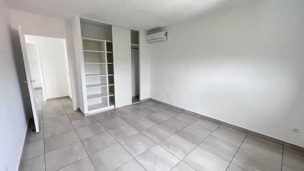 Location Appartement 3 pièces 78m² LA TRINITE 97220 - Photo 1