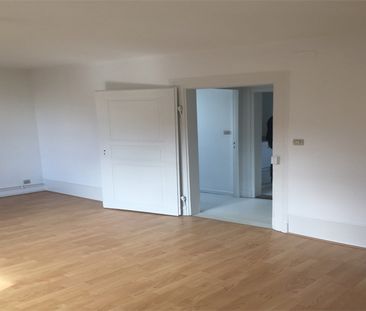 CENTRE VILLE – F5 rénové / A SAISIR - Photo 3