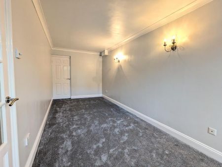 4 bedroom detached house to rent - Photo 2