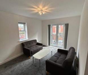 2 bedroom property to rent in Widnes - Photo 3