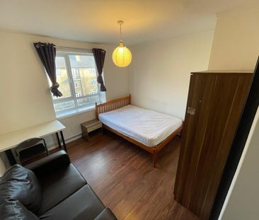 Room in a Shared Flat, Wingate House, E3 - Photo 2