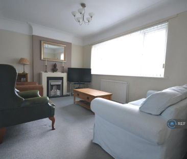 2 bedroom maisonette to rent - Photo 1