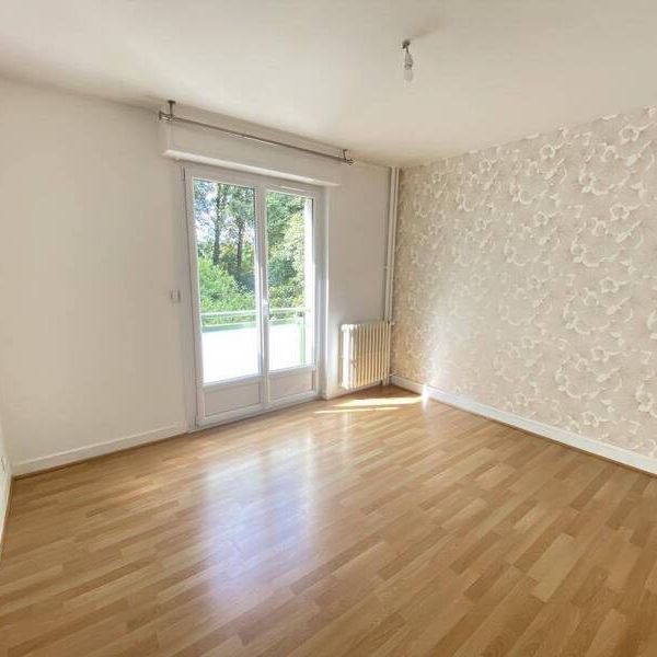 Appartement 5 pièces - - Photo 1