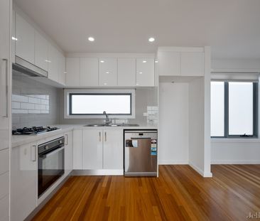 4/23 Nicholson Street, Coburg - Photo 5