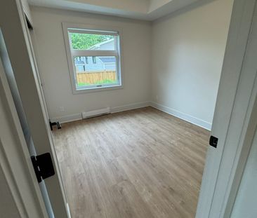 For Lease - 55 Drummond Street Unit# 104, Perth, Ontario - Photo 3