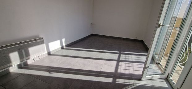 Marignane type 3 à louer boulevard de la Libération, - Photo 1