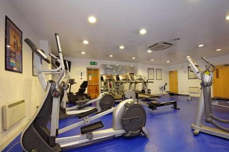 2 bedroom apartment to rent - Photo 5