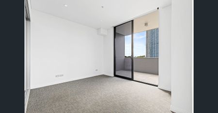 Modern Apartment with Balcony - Photo 2