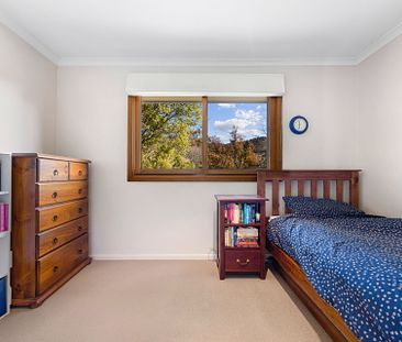 Beautiful 4 bedroom home on large block in the heart of Torrens. - Photo 4