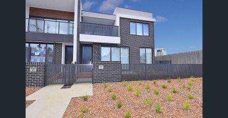 LUXURY LIVING - Photo 5