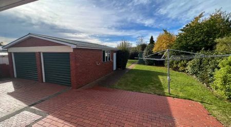 3 Bedroom House at Mosgiel - Photo 2