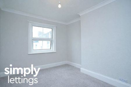 3 Bed property for rent - Photo 3