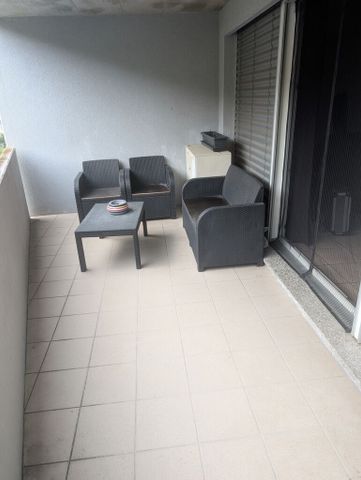 A louer appartement de 4.5 pièces au 2ème étage - Photo 2