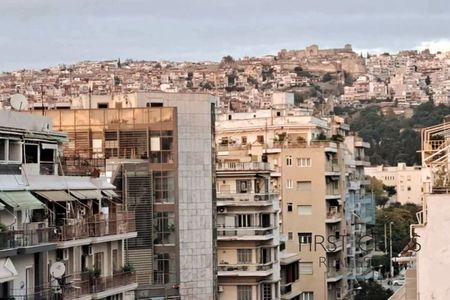 Διαμέρισμα για ενοικίαση Κέντρο Θεσσαλονίκης - Photo 4