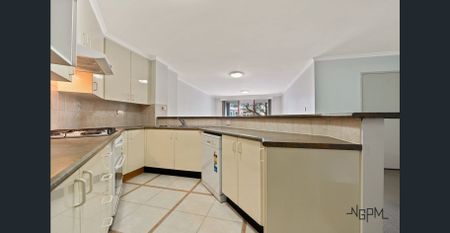 Modern Inner-City Retreat with Space, Light & Style - Photo 2