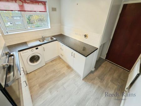 3 bedroom apartment to rent - Photo 5