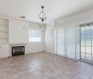 Low maintenance living between the Sea and the City! - Photo 6