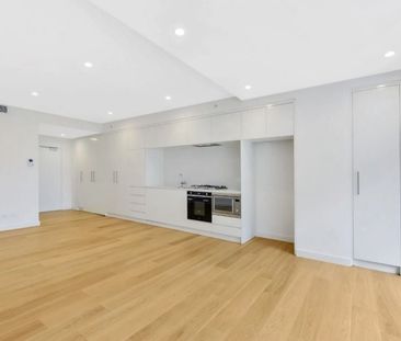 Elegant Designer Studio - The 'Harbour Mill' - Photo 4