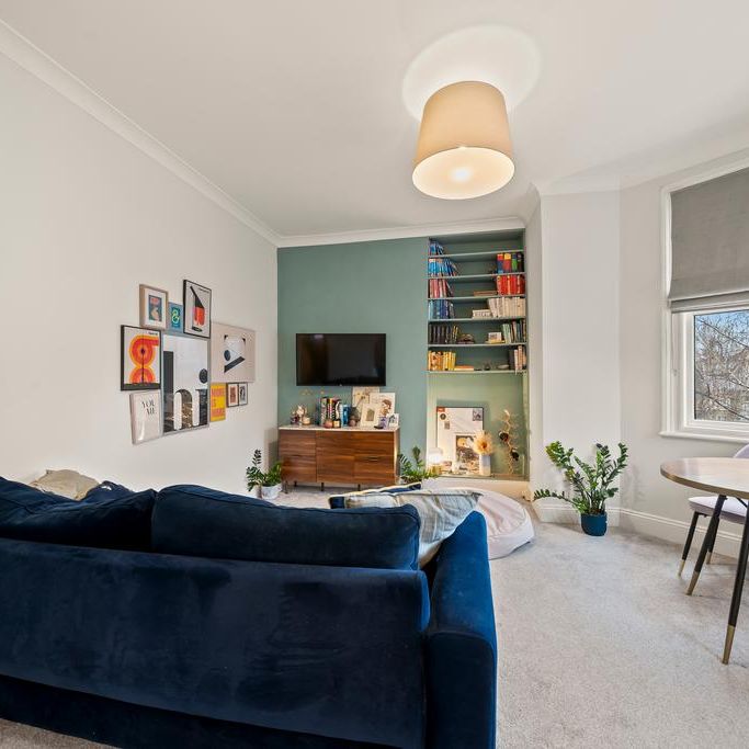 2 bedroom flat to rent - Photo 1