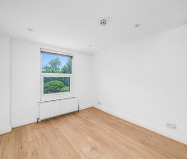 6 Bed Terraced House, Trevelyan Road, SW17 - Photo 6