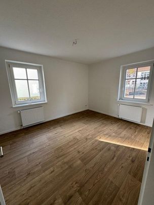 Frisch sanierte 2-Zimmer-Wohnung mit Balkon in zentraler Lage von Eberswalde - Photo 1