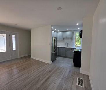 For Lease - 198 Victoria Street Unit# B, Hamilton, Ontario - Photo 1