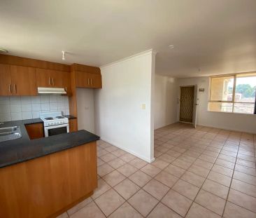6/20 Trenoweth Street, Brunswick West VIC 3055 - Photo 2