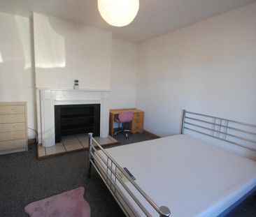 5 bedroom detached house to rent - Photo 5