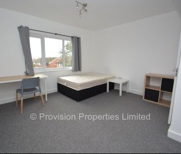 5 Bedroom Lets in Leeds - Photo 4