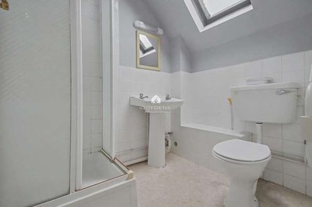 Marys House, St Marys Road, CO5 - Photo 5