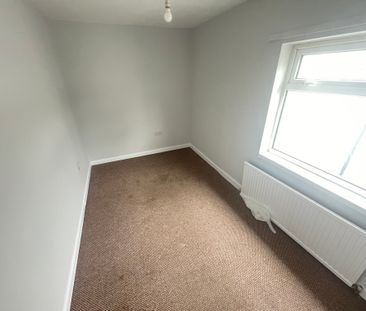 3 bedroom apartment to rent Stenson Road, Sunnyhill, DE23 - Photo 2