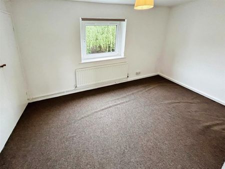 Christine Ledger Square, Royal Leamington Spa - Photo 4