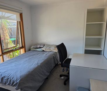 Cheltenham - Photo 1